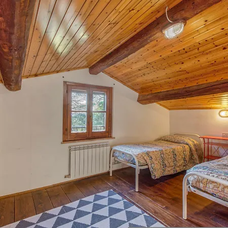 Apartman Rosehip With Shared Pool